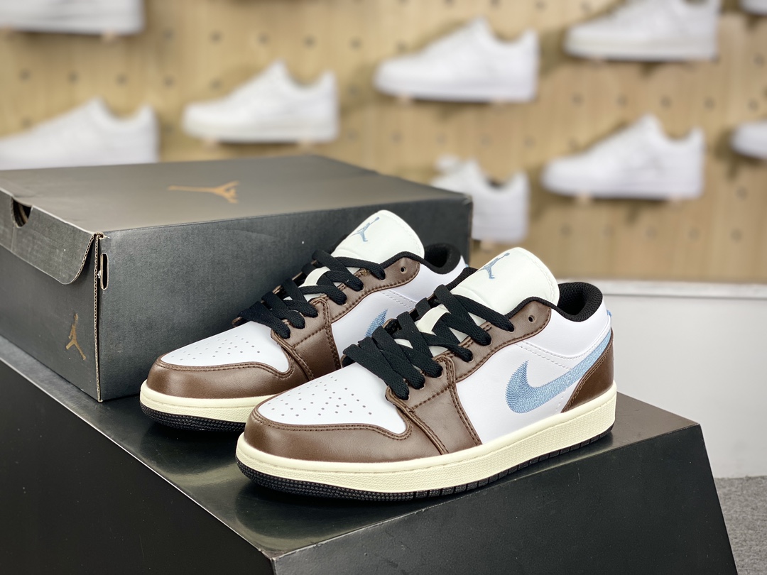 180 耐克Nike Air Jordan 1 Low GS”Mocha Blue Gray”AJ1乔丹一代低帮篮球鞋“白棕摩卡棕牛仔刺绣”FQ8156-142