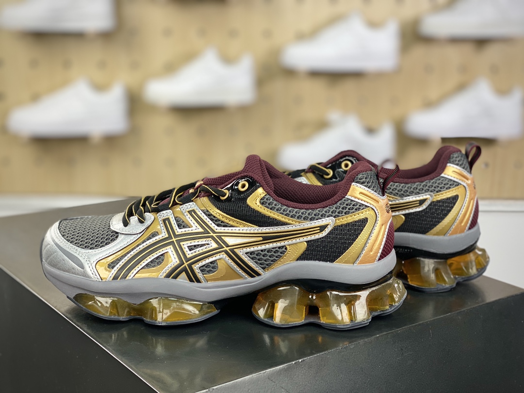 260 亚瑟士/ASICS Gel-Quantum Kinetic”Carbon Pure Gold”量子跑步鞋“银灰黑金”1203A270-021