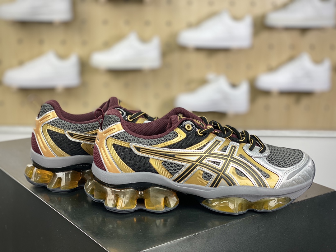 260 亚瑟士/ASICS Gel-Quantum Kinetic”Carbon Pure Gold”量子跑步鞋“银灰黑金”1203A270-021