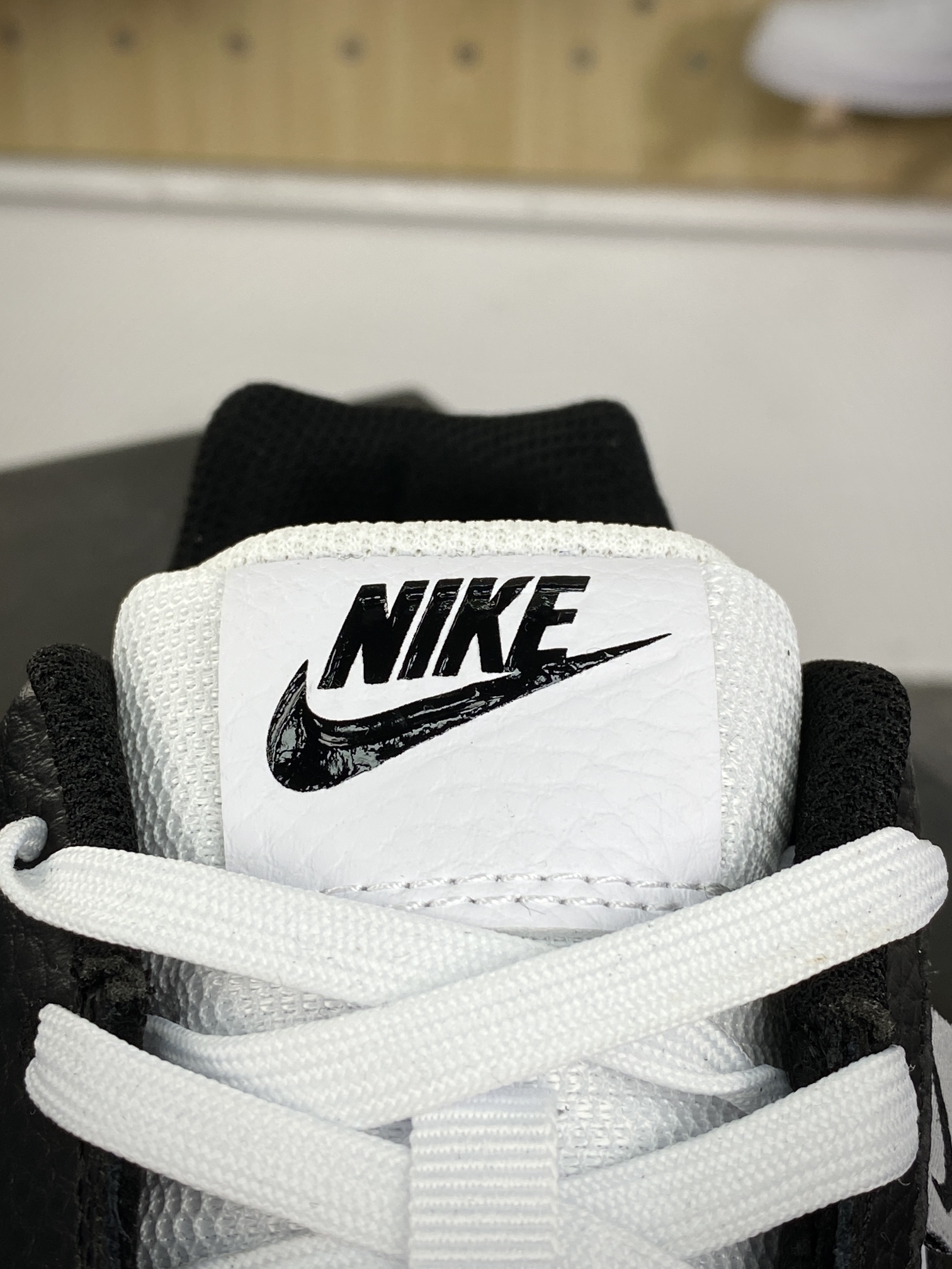 160 耐克Nike Ebernon Low Premium"White/Black/Wolf Grey"伊贝尔农系列低帮板鞋“皮革黑白狼灰”AQ1774-102