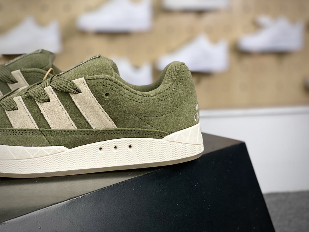 200 阿迪达斯Adidas Originals Adimatic Low"Olive Straighter"马蒂奇系列低帮板鞋“橄榄绿淡奶茶”IE9864