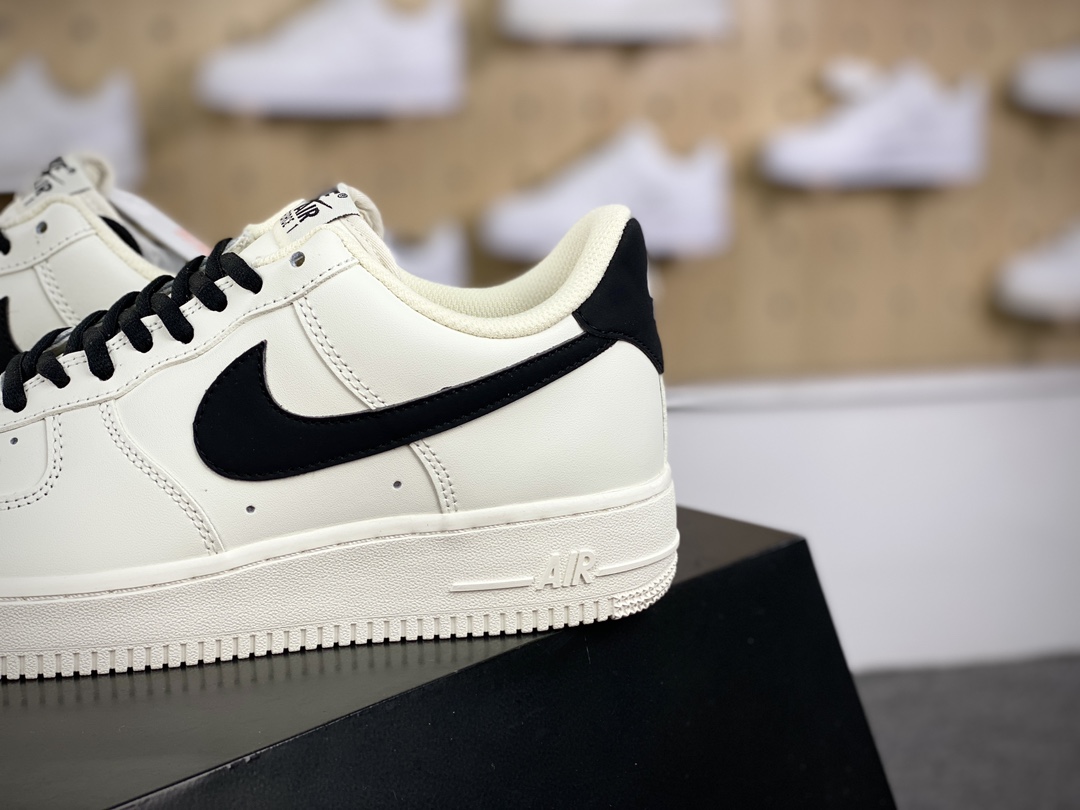 耐克Nike Air Force 1’07 Low”Beige White/Black”空军一号经典低帮板鞋“皮革米白黑”CQ5059-221