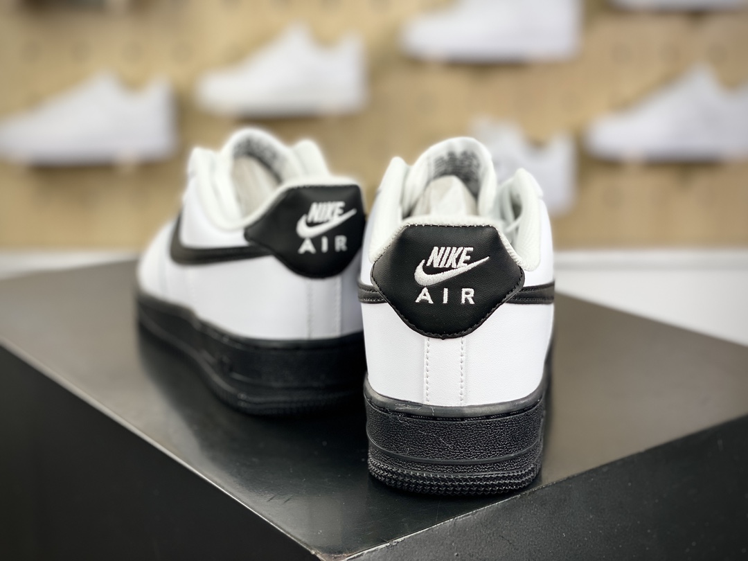 200 耐克Nike Air Force 1’07 Low”White Black”空军一号经典板鞋“皮革白黑熊猫”CK7663-101