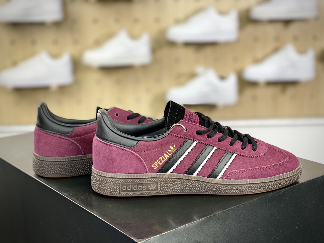 160 阿迪达斯Adidas Originals Handball SPZL 手球运动员板鞋“麂皮暗红黑焦糖底”IG6184