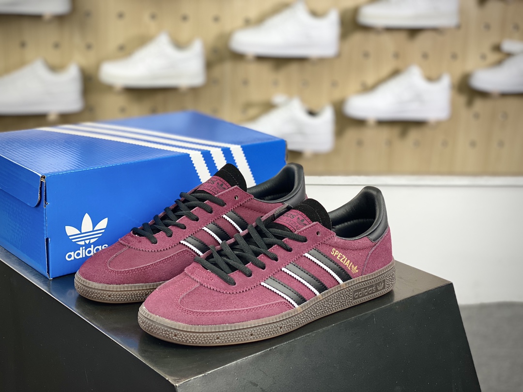 160 阿迪达斯Adidas Originals Handball SPZL 手球运动员板鞋“麂皮暗红黑焦糖底”IG6184