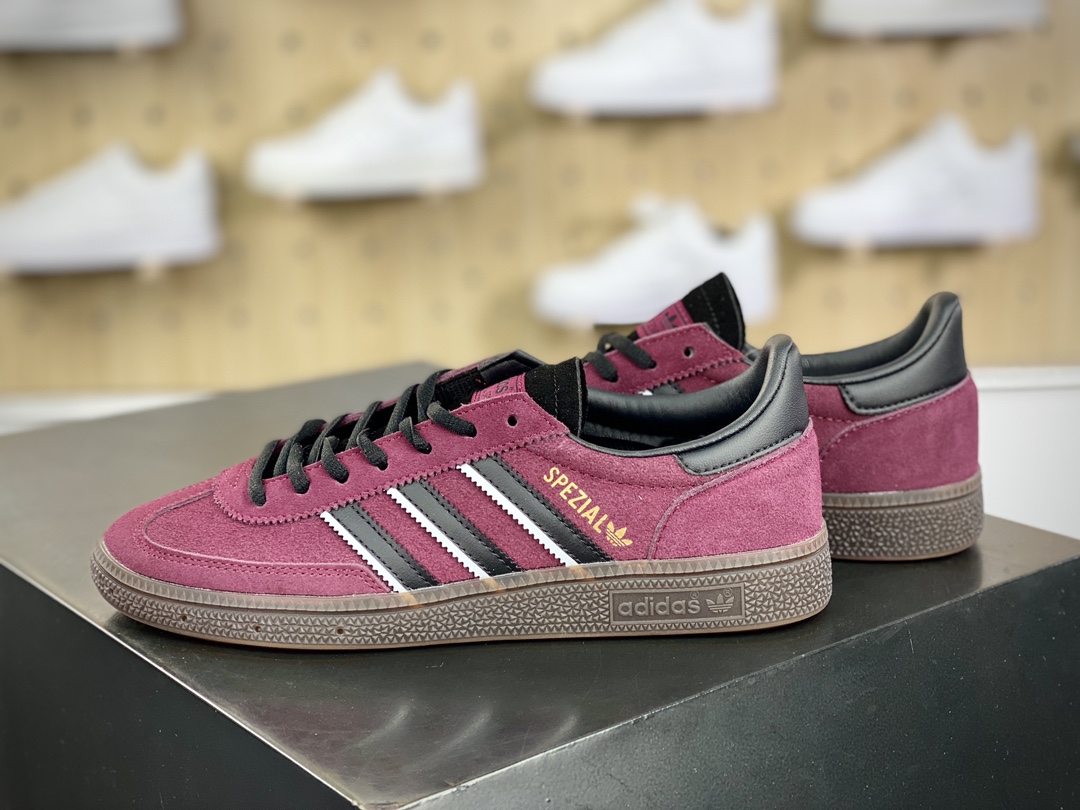 160 阿迪达斯Adidas Originals Handball SPZL 手球运动员板鞋“麂皮暗红黑焦糖底”IG6184