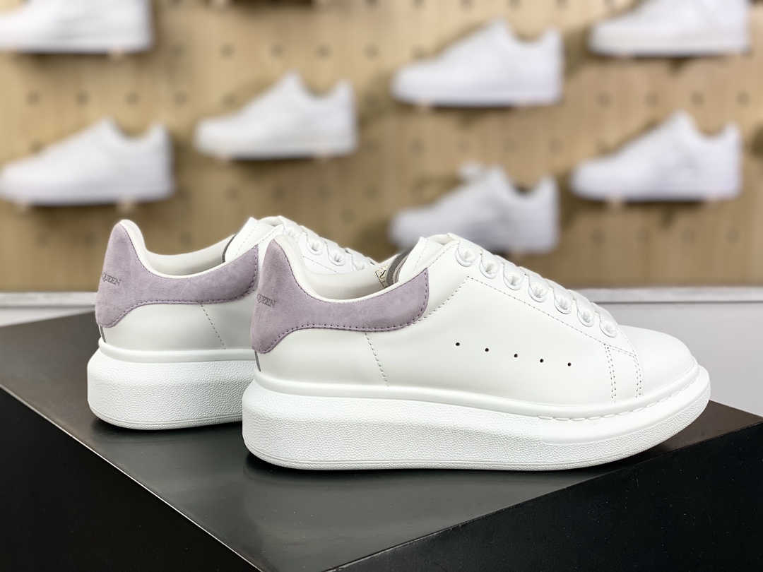 Alexander McQueen Oversized Sneakers low-top fashion thick-soled casual sports white sneakers ”Light Purple Velvet Tail” 718243 WICY 98938