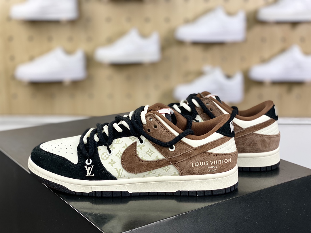 300 路易威登Louis Vuitton x Travis Scott x Nike Air Jordan 1 Low OG SP"Beige/Gloomy Bear/LV Monogram"AJ1乔丹一代篮球鞋SJ2068-002