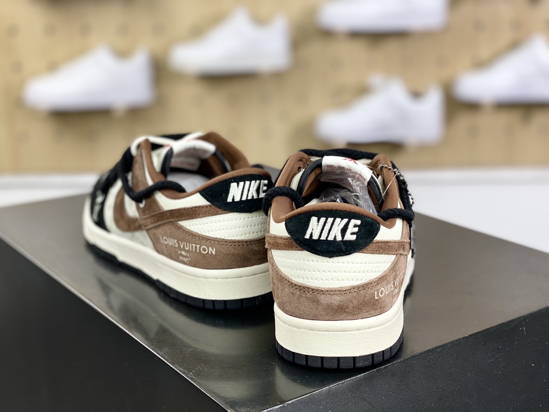 300 路易威登Louis Vuitton x Travis Scott x Nike Air Jordan 1 Low OG SP"Beige/Gloomy Bear/LV Monogram"AJ1乔丹一代篮球鞋SJ2068-002