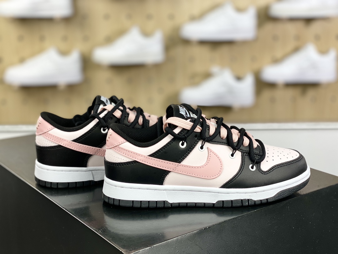 220 耐克Nike SB Dunk Low GS"Black/Pink"扣篮系列低帮板鞋“皮革黑樱花浅粉绑绳”CW1590-100