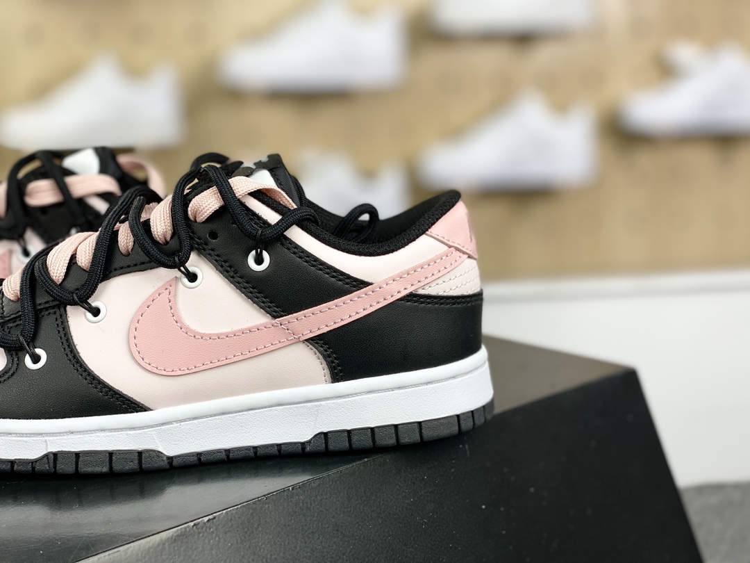 220 耐克Nike SB Dunk Low GS"Black/Pink"扣篮系列低帮板鞋“皮革黑樱花浅粉绑绳”CW1590-100