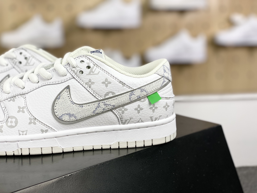 280 Louis Vuitton x Nike SB Dunk Low"White/Navy/LV Monogram"扣篮系列低帮休闲运动滑板板鞋LV0526-593