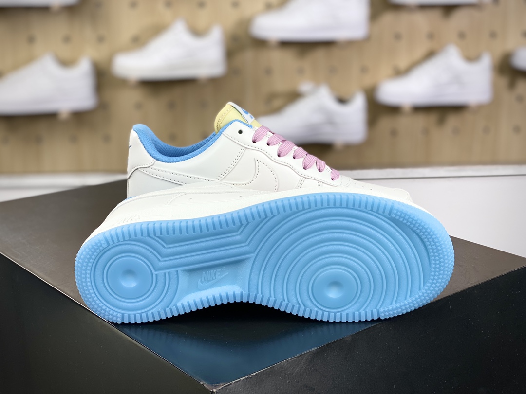 240 耐克Nike Wmns Air Force 1 '07 Low"UV Sail White/University Blue Pack"空军一号板鞋“米白蓝粉七彩紫外线光感”LC5688-001