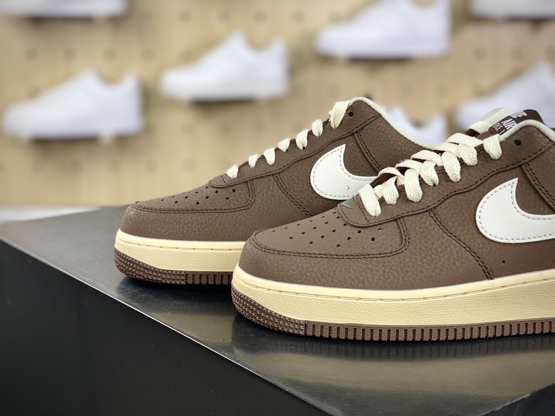 200 Nike Air Force 1 Low"White/Coffee Brown"空军一号经典低帮板鞋“皮革白咖啡棕翻毛钩子”CN2873-106