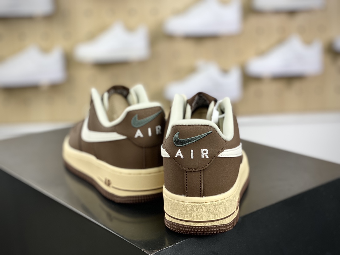 200 Nike Air Force 1 Low"White/Coffee Brown"空军一号经典低帮板鞋“皮革白咖啡棕翻毛钩子”CN2873-106