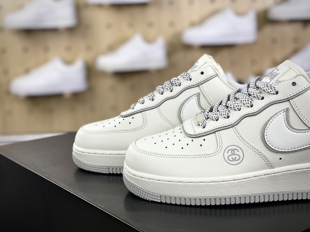 260 Stussy x Nike Air Force 1′07 Low"Beige/Grey"空军一号经典低帮百搭休闲运动板鞋“米白烟灰斯图西刺绣LOGO”CZ9183-001