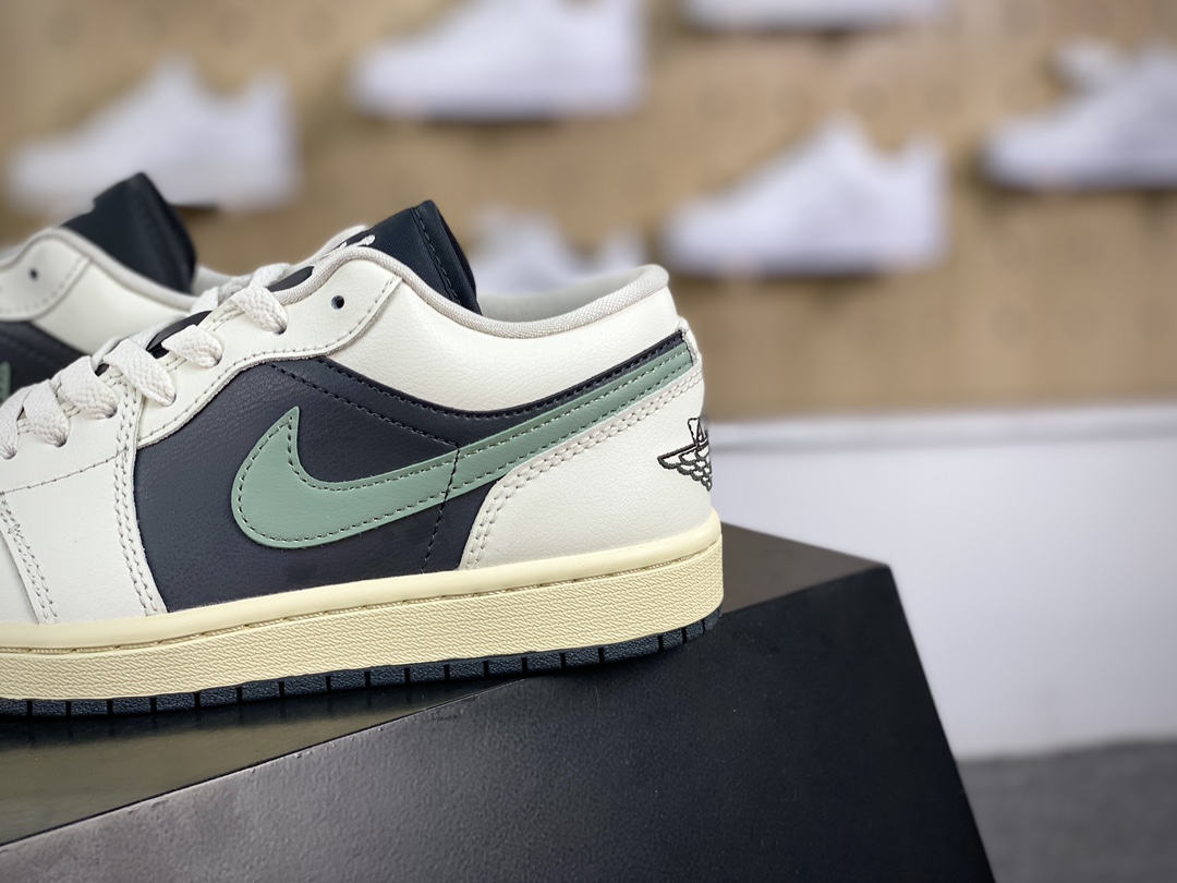 Nike Air Jordan 1 Low GS”Anthracite/Jade Smoke” AJ1 Jordan 1 Low-top basketball shoes ”Black, White and Green” DC0774-001