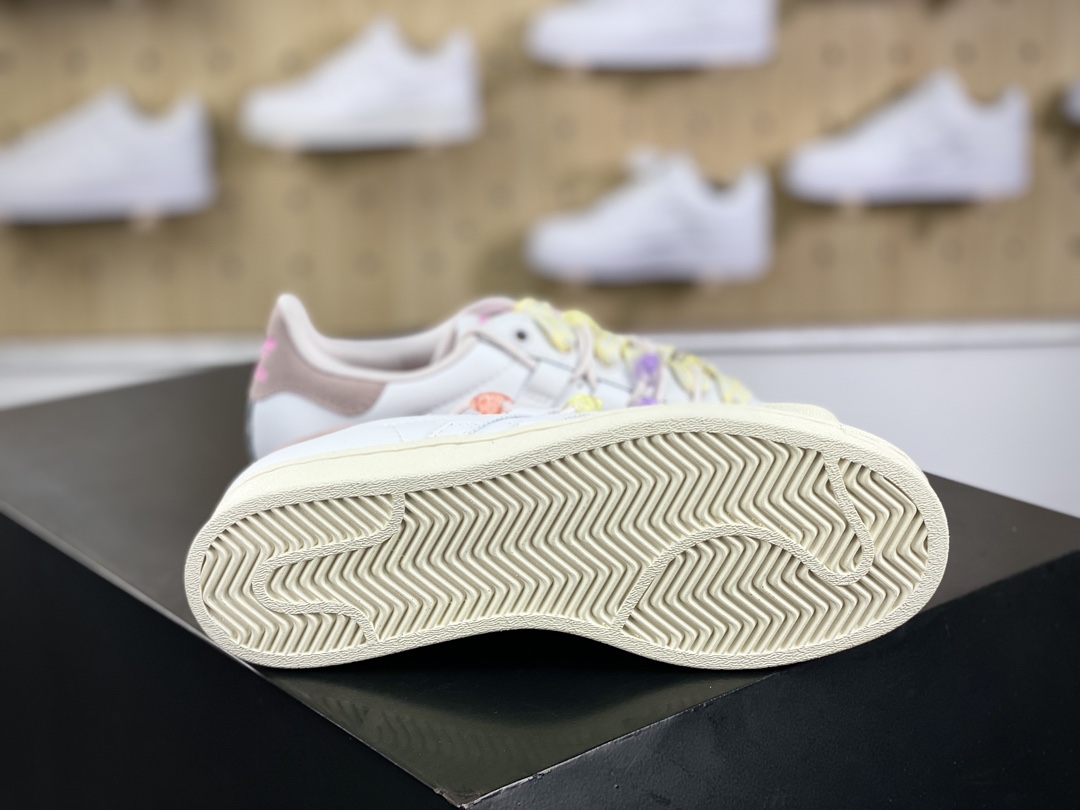 220 三叶草Adidas Originals Superstar”Cream White Pink”经典板鞋“皮革白粉马卡龙鞋饰”IF1802