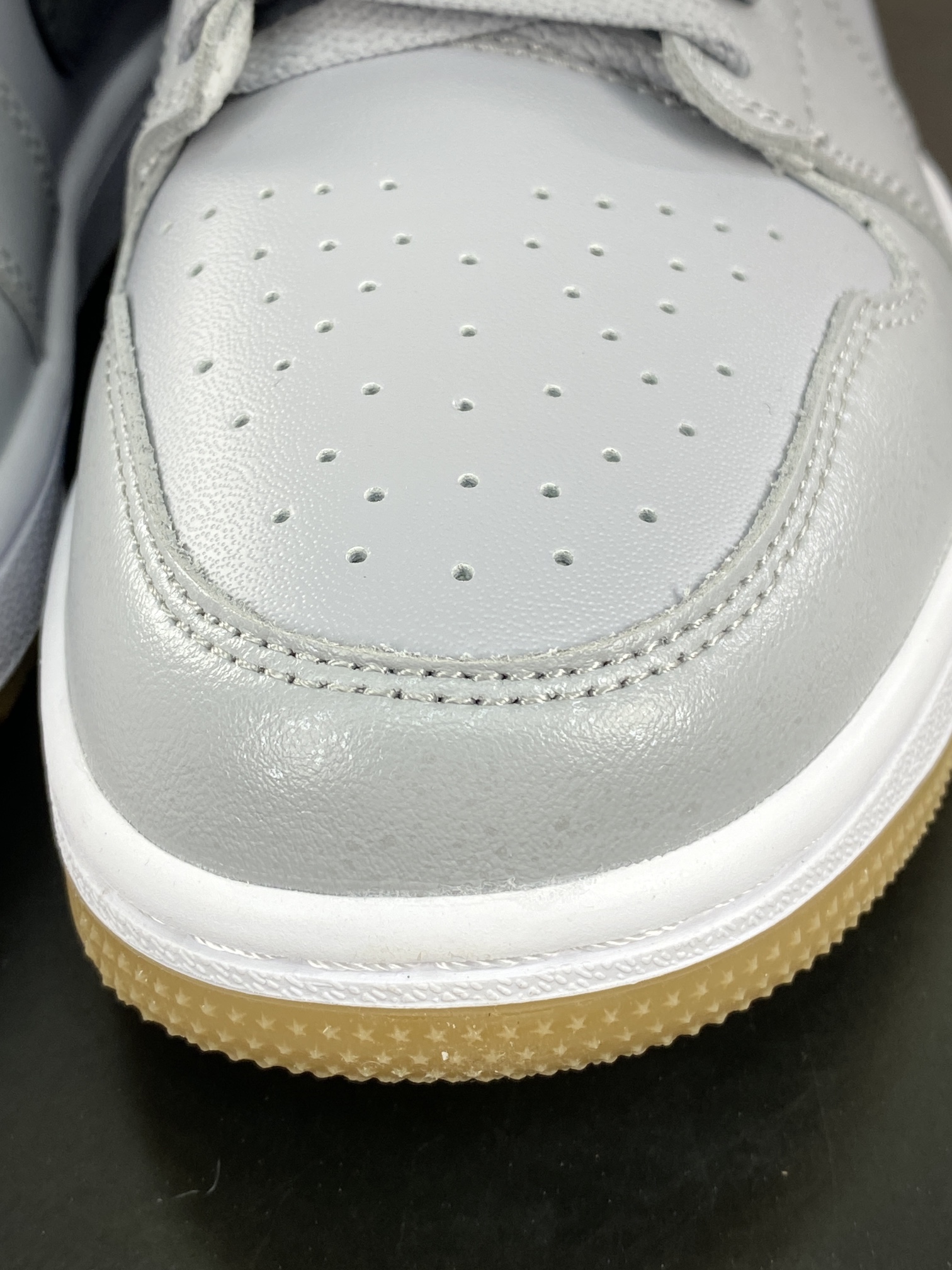 180 ,耐克Nike Air Jordan 1 Low Golf"Golf Wolf Grey Gum"AJ1乔丹一代运动鞋“皮革狼灰生胶底”DD9315-006