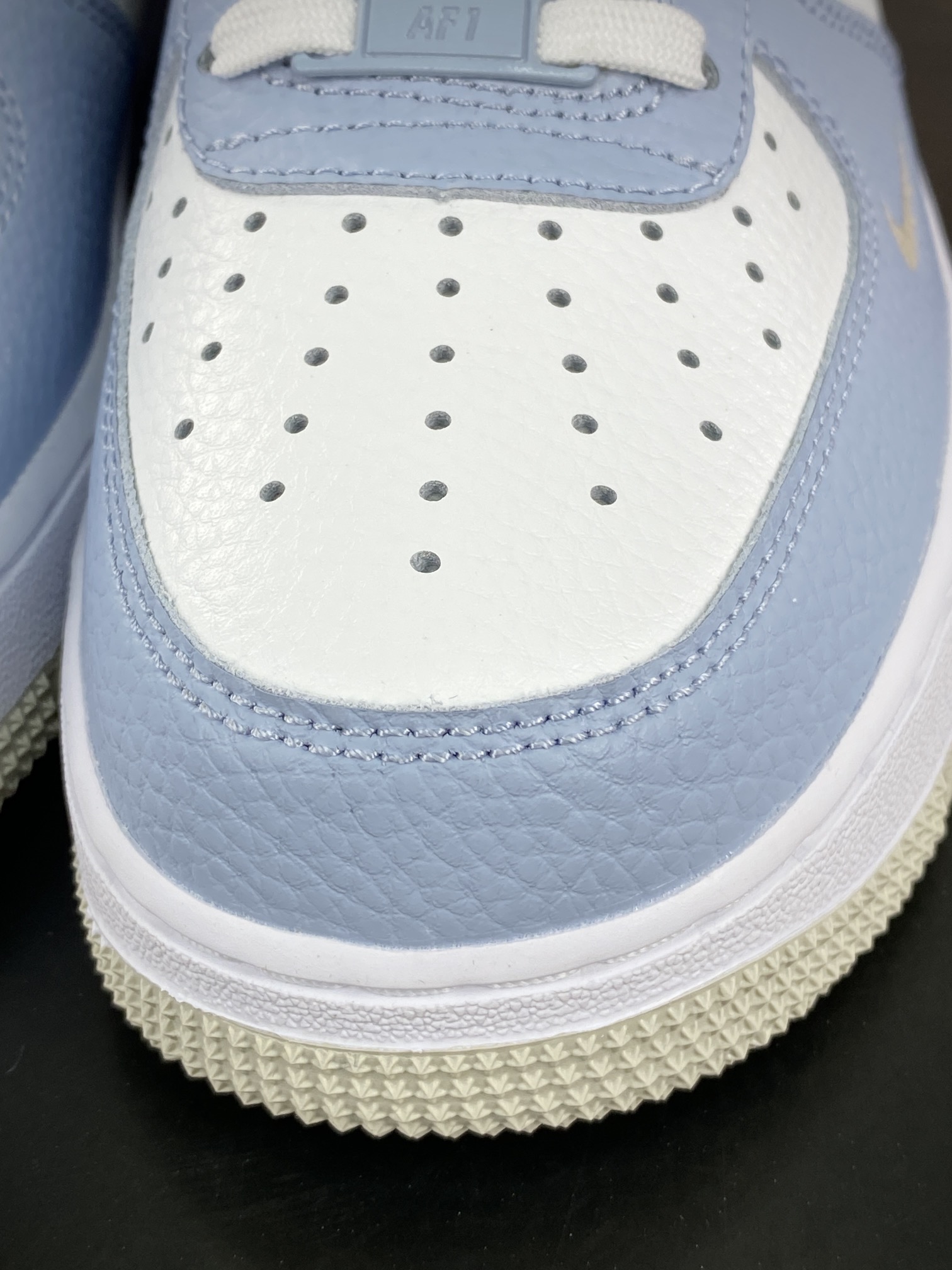 200 Nike Air Force 1’07 Low"Light Armory Blue"空军一号系列板鞋“皮革白浅蓝灰小钩”HF0022-400