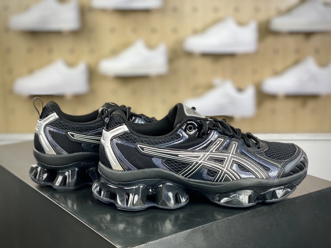 240 亚瑟士/ASICS Gel-Quantum Kinetic"Grey Pure Silver"量子跑步鞋“银灰黑”1203A270-022