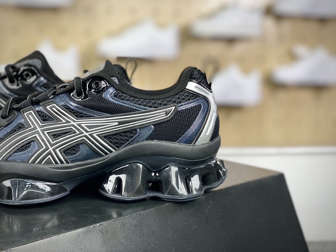 240 亚瑟士/ASICS Gel-Quantum Kinetic"Grey Pure Silver"量子跑步鞋“银灰黑”1203A270-022