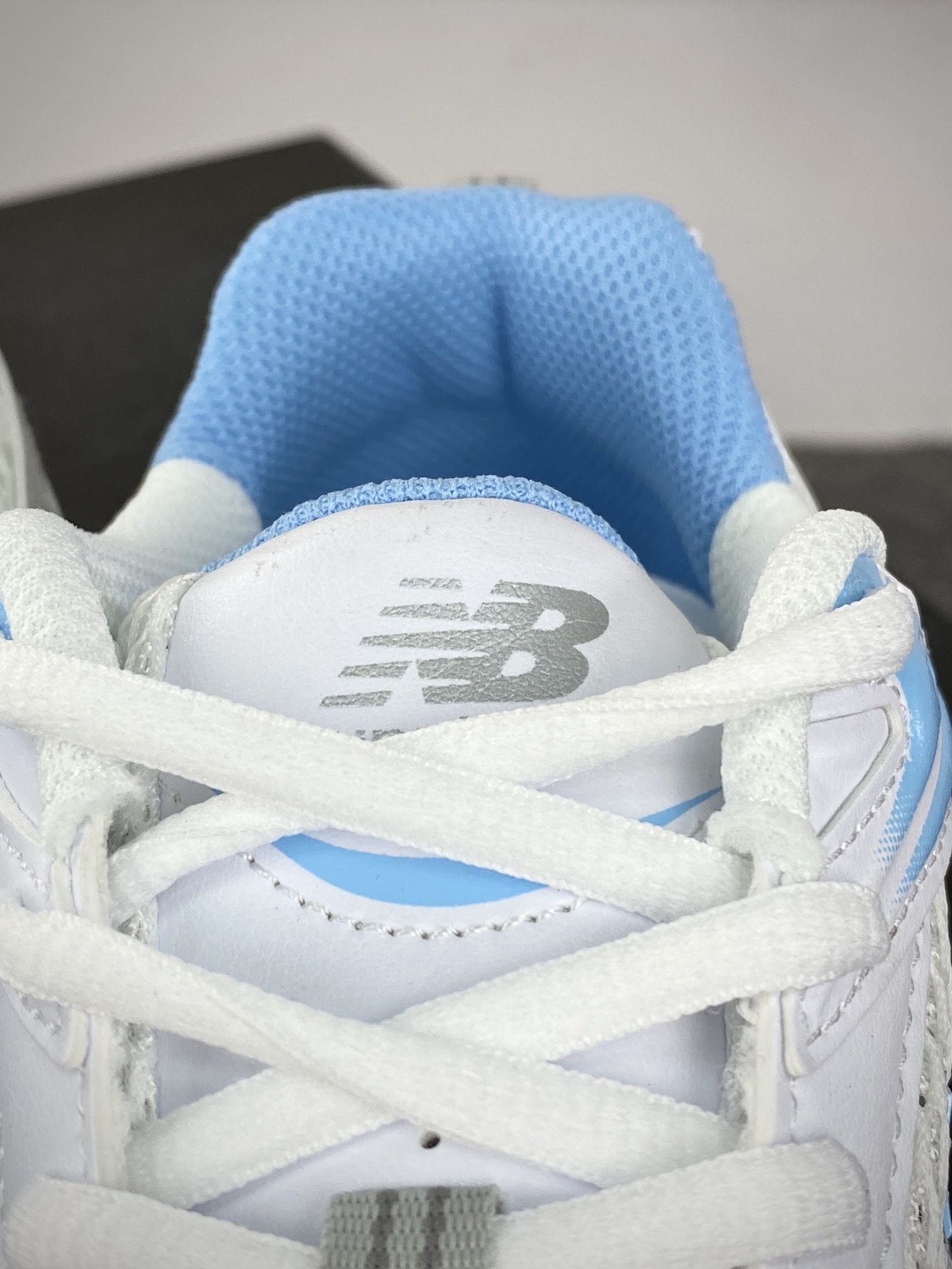 200 NB新百伦New Balance MR530系列低帮复古老爹风休闲运动跑步鞋“白银大学蓝”MR530BB