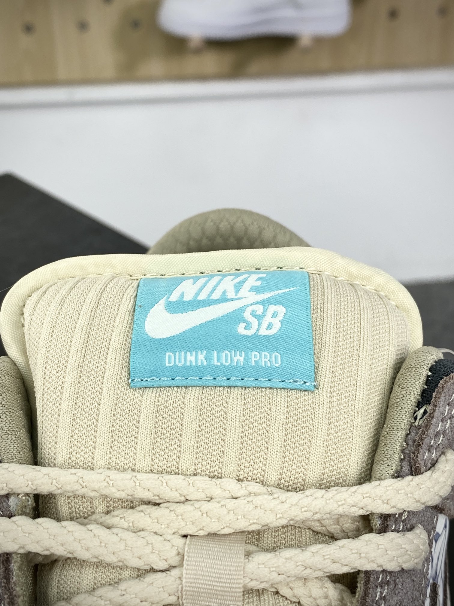 350 耐克Nike SB Dunk Low Pro"Big Money Savings"扣篮板鞋“棕褐灰紫花雕”FZ3129-200