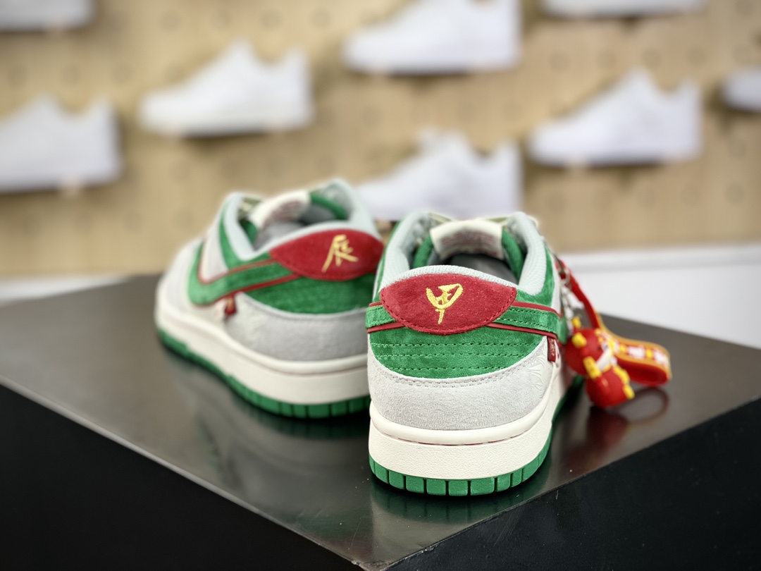 280 耐克Nike SB Dunk Low Retro"Year of the Dragon"扣篮板鞋“龙年米白绿红苍龙”CR8033-505