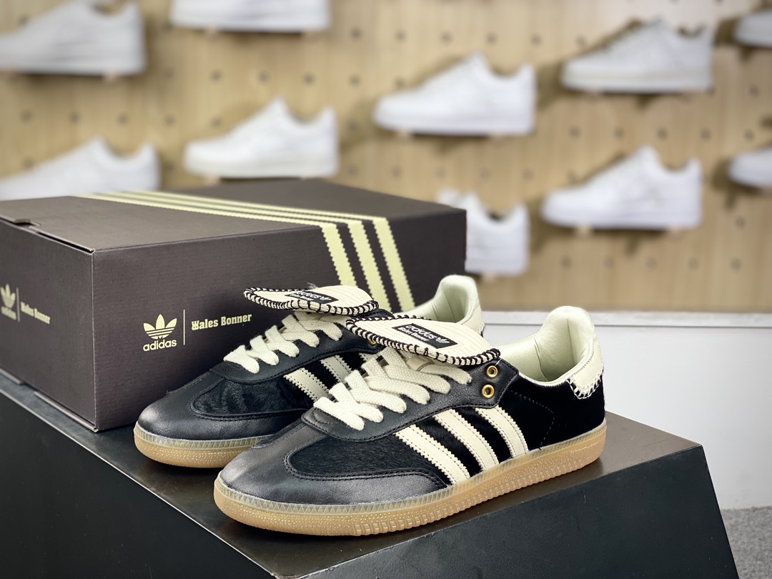 220 Wales Bonner x Adidas Originals Samba Classic”Black Pony”桑巴舞板鞋“联名黑米白马毛生胶底”IE0580