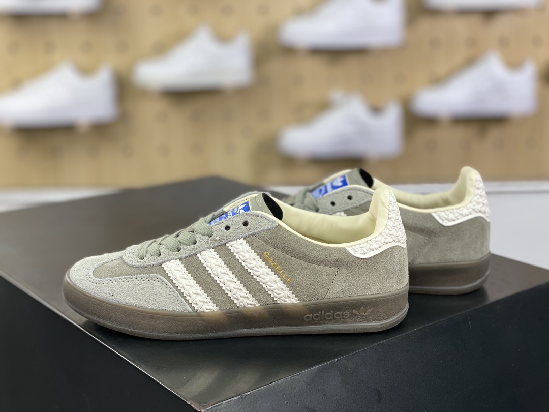 200 阿迪达斯Adidas Gazelle Indoor Trainers 羚羊内训系列低帮板鞋“翻毛铁灰白生胶底”IF1807