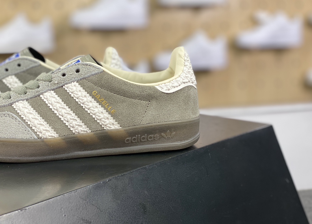 200 阿迪达斯Adidas Gazelle Indoor Trainers 羚羊内训系列低帮板鞋“翻毛铁灰白生胶底”IF1807