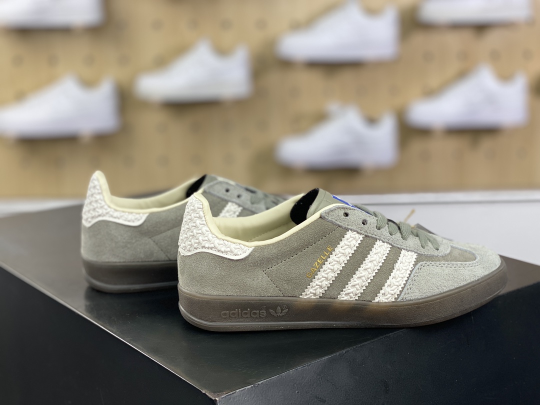 200 阿迪达斯Adidas Gazelle Indoor Trainers 羚羊内训系列低帮板鞋“翻毛铁灰白生胶底”IF1807