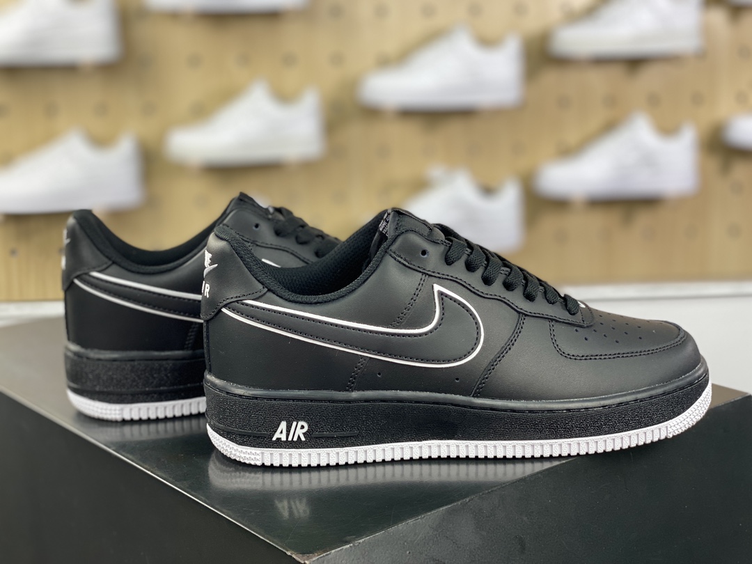 160 Nike Air Force 1’07 Low”Black/White/Overlay Swoosh”空军一号运动板鞋“皮革黑白叠钩”DV0788-002