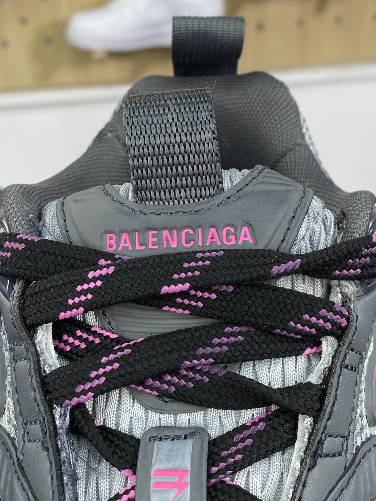 400 巴黎世家BALENCIAGA Cargo Sneaker 10XL船型系列低帮运动鞋“碳灰黑骚粉做旧”792776 W2MV2 1510