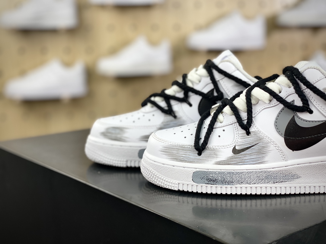 260 Nike Air Force 1'07 Low"White/Black/Graffiti"空军一号低帮经典板鞋“皮革白黑涂鸦绑绳”ZH0316-011