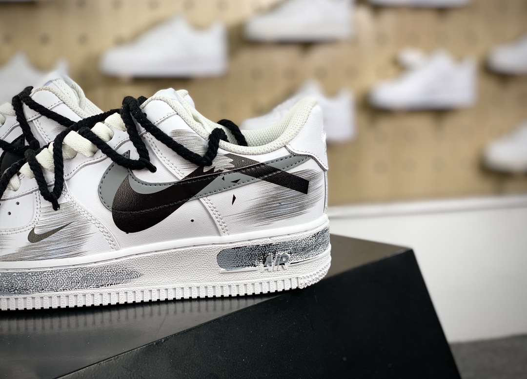 260 Nike Air Force 1'07 Low"White/Black/Graffiti"空军一号低帮经典板鞋“皮革白黑涂鸦绑绳”ZH0316-011