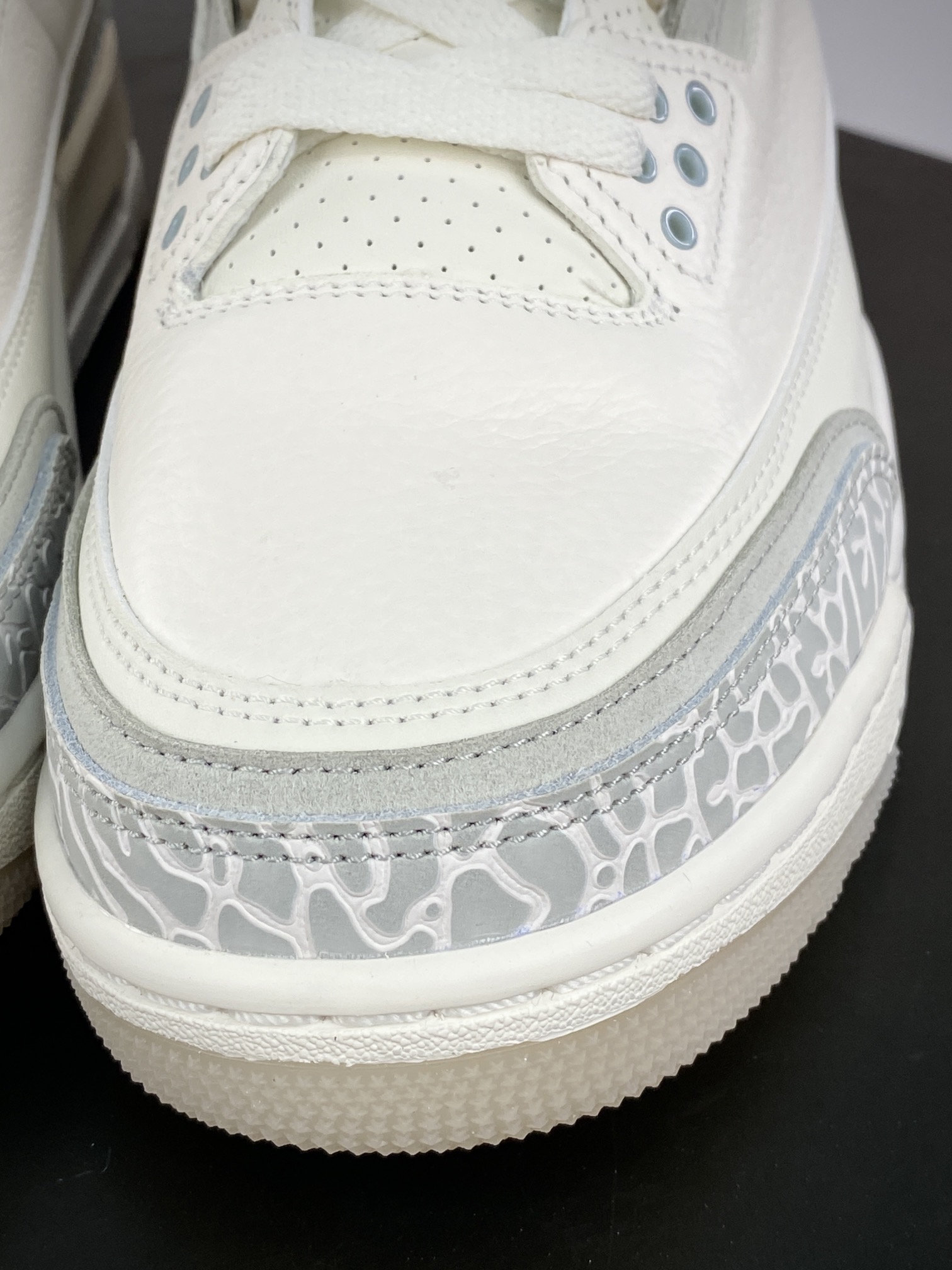 260 耐克Nike Air Jordan 3 Retro"Craft Ivory"迈克尔·乔丹AJ3代中帮篮球鞋“象牙白氧化黄”FJ9479-100