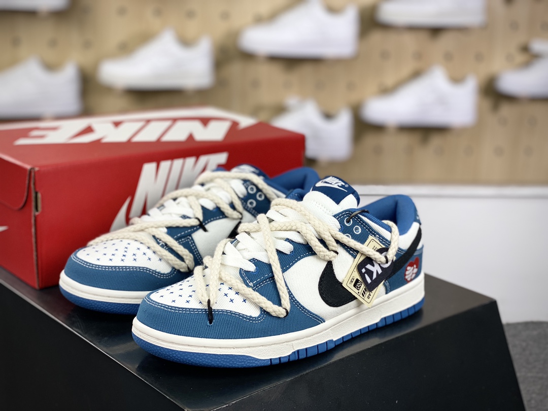 260 耐克Nike SB Dunk Low Lot”Blue/White”扣篮系列低帮板鞋“牛仔蓝白黑刺子绣绑绳”DV0834-101