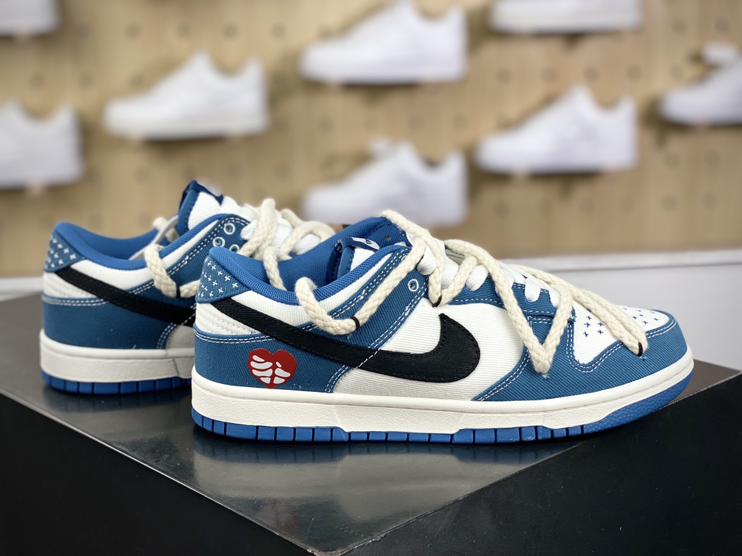 260 耐克Nike SB Dunk Low Lot"Blue/White"扣篮系列低帮板鞋“牛仔蓝白黑刺子绣绑绳”DV0834-101