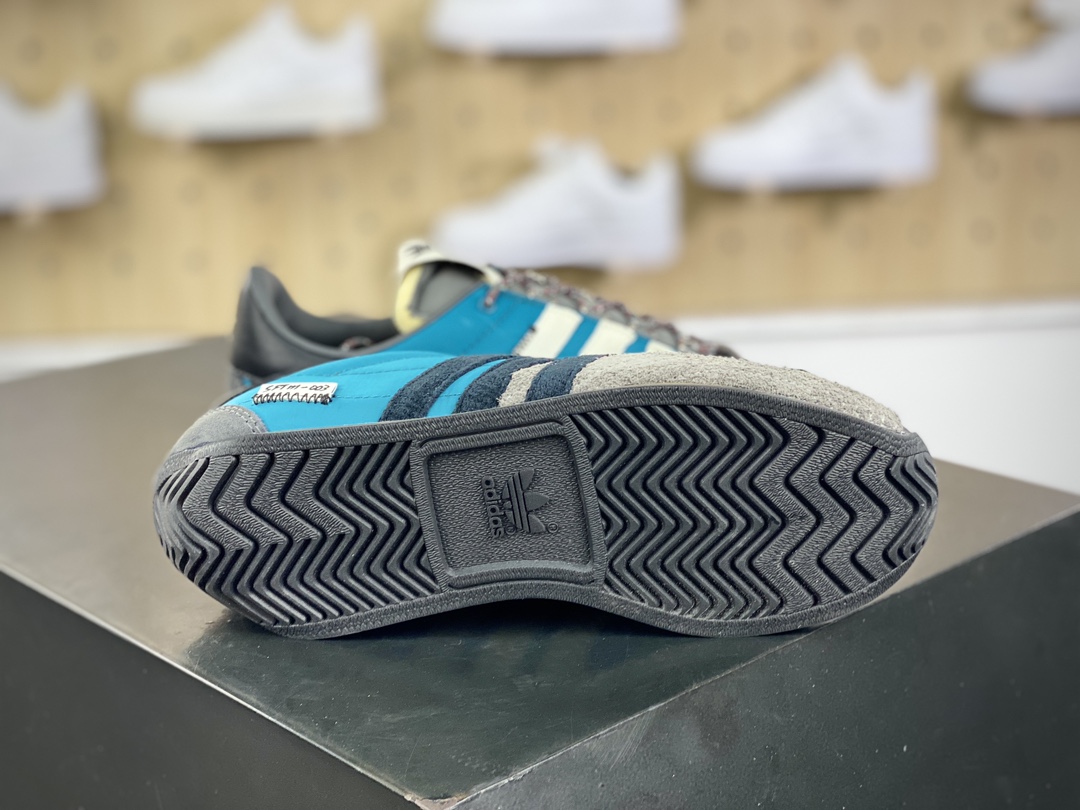 220 Mute x Adidas Country OG"Aqua Black"SFTM-003系列低帮经慢跑鞋“联名水蓝深灰黑”ID3545