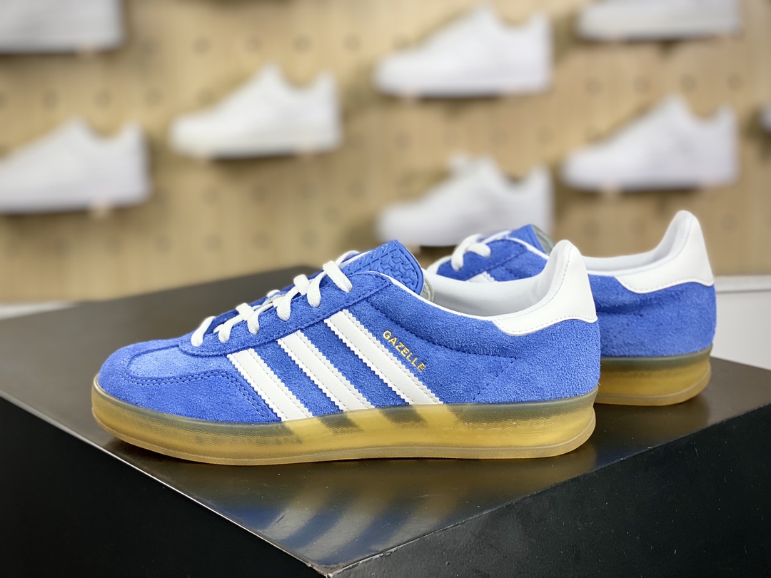 200 阿迪达斯Adidas Gazelle Indoor Trainers 羚羊内训系列低帮板鞋“麂皮学院浅蓝白生胶底”HQ8717