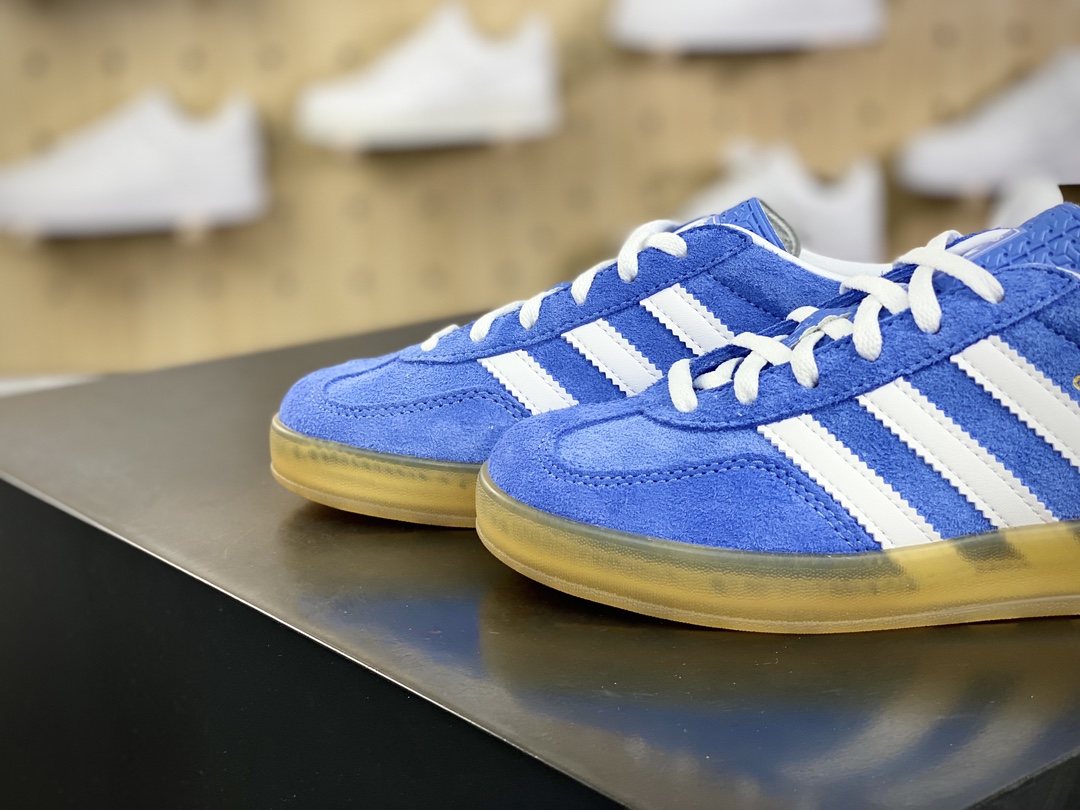 200 阿迪达斯Adidas Gazelle Indoor Trainers 羚羊内训系列低帮板鞋“麂皮学院浅蓝白生胶底”HQ8717