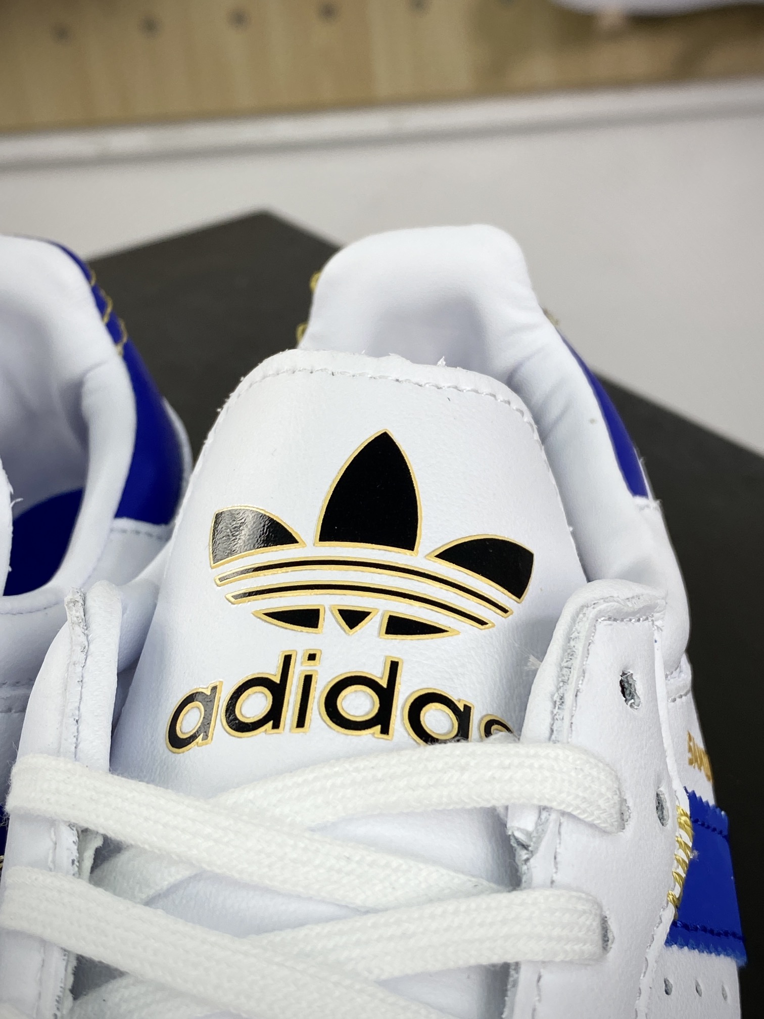 220 阿迪达斯/三叶草Adidas Originals Samba OG"White Semi Lucid Blue"桑巴舞板鞋“白蓝紫大鞋舌焦糖底”IF1813