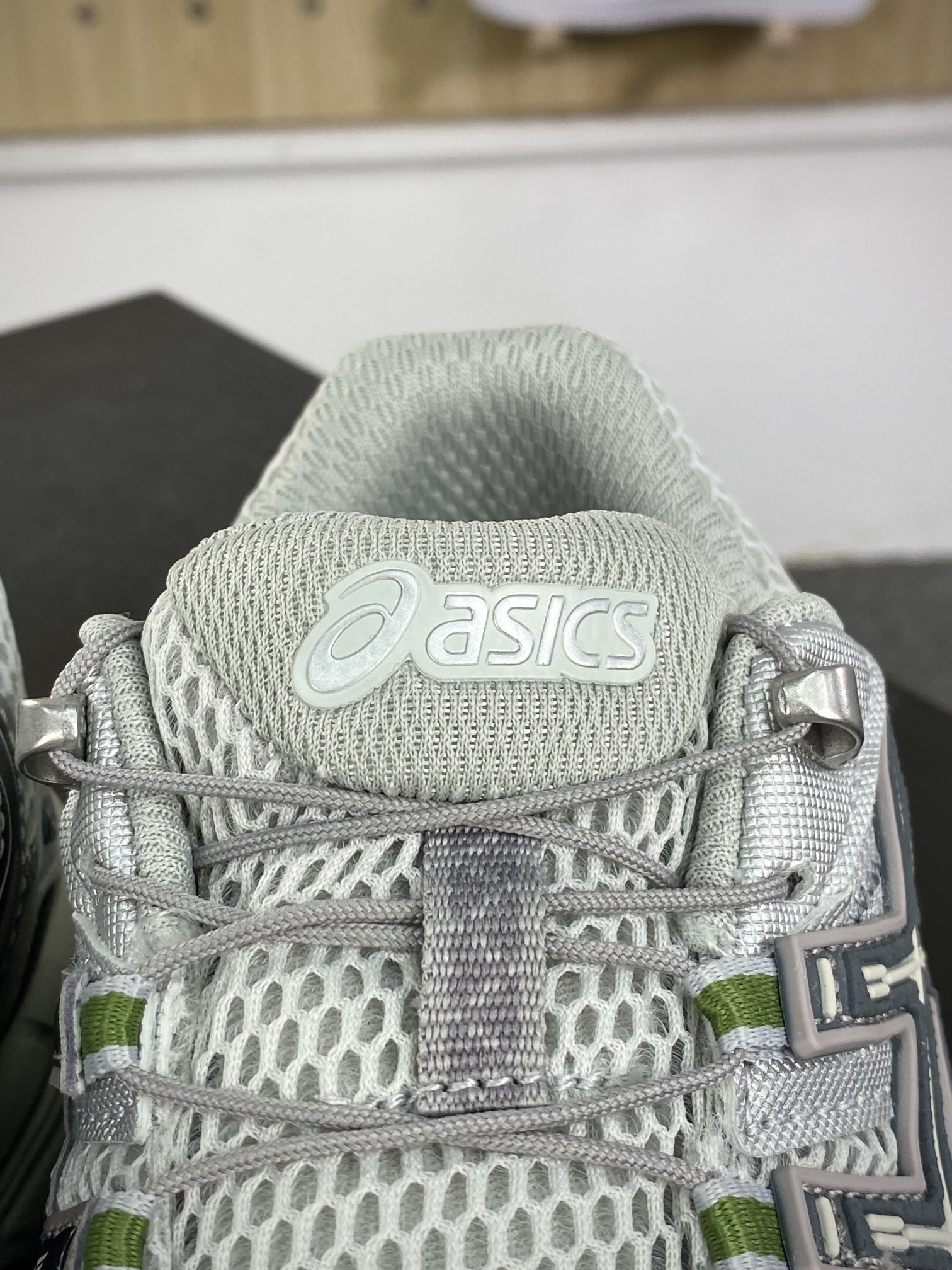 180 ASICS/亚瑟士 Tiger Gel-Kahana 8代系列低帮跑步鞋“浅灰灰黑”1012B634-020