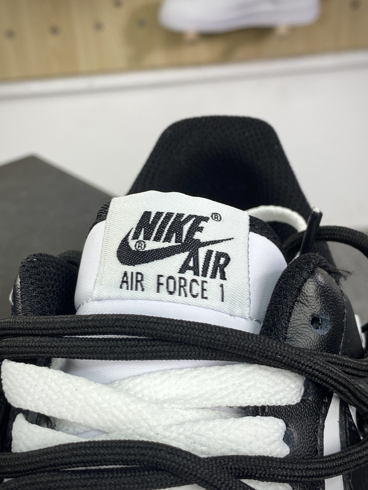 220 Off-White x Nike Air Force 1'07 Low”Black/White”空军一号板鞋“OW黑白熊猫登山绑绳”CV1724-108