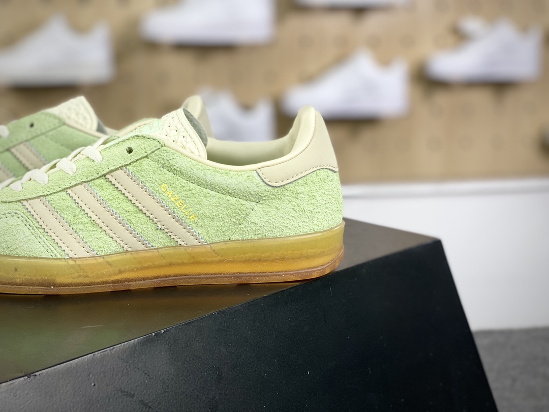 160 阿迪达斯Adidas Gazelle Indoor Trainers 羚羊内训系列低帮板鞋“麂皮抹茶绿米白生胶底”IE2948