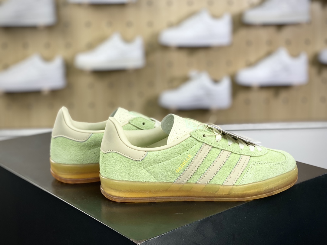 160 阿迪达斯Adidas Gazelle Indoor Trainers 羚羊内训系列低帮板鞋“麂皮抹茶绿米白生胶底”IE2948