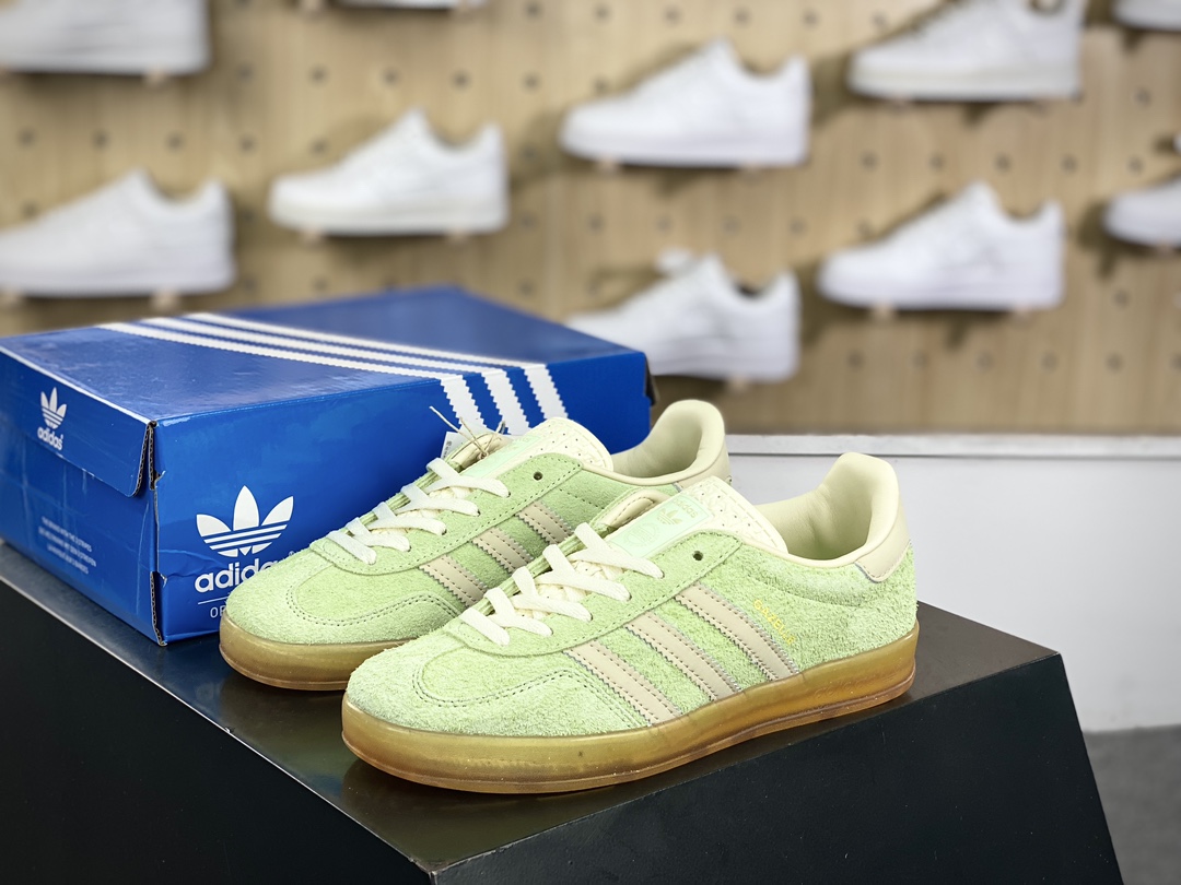 160 阿迪达斯Adidas Gazelle Indoor Trainers 羚羊内训系列低帮板鞋“麂皮抹茶绿米白生胶底”IE2948