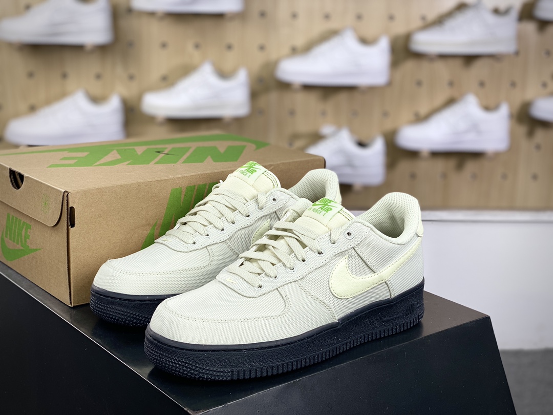 200 耐克Nike Wmns Air Force 1’07 Low LV8″Black Olive”空军一号板鞋“帆布米白黑”FJ4160-002